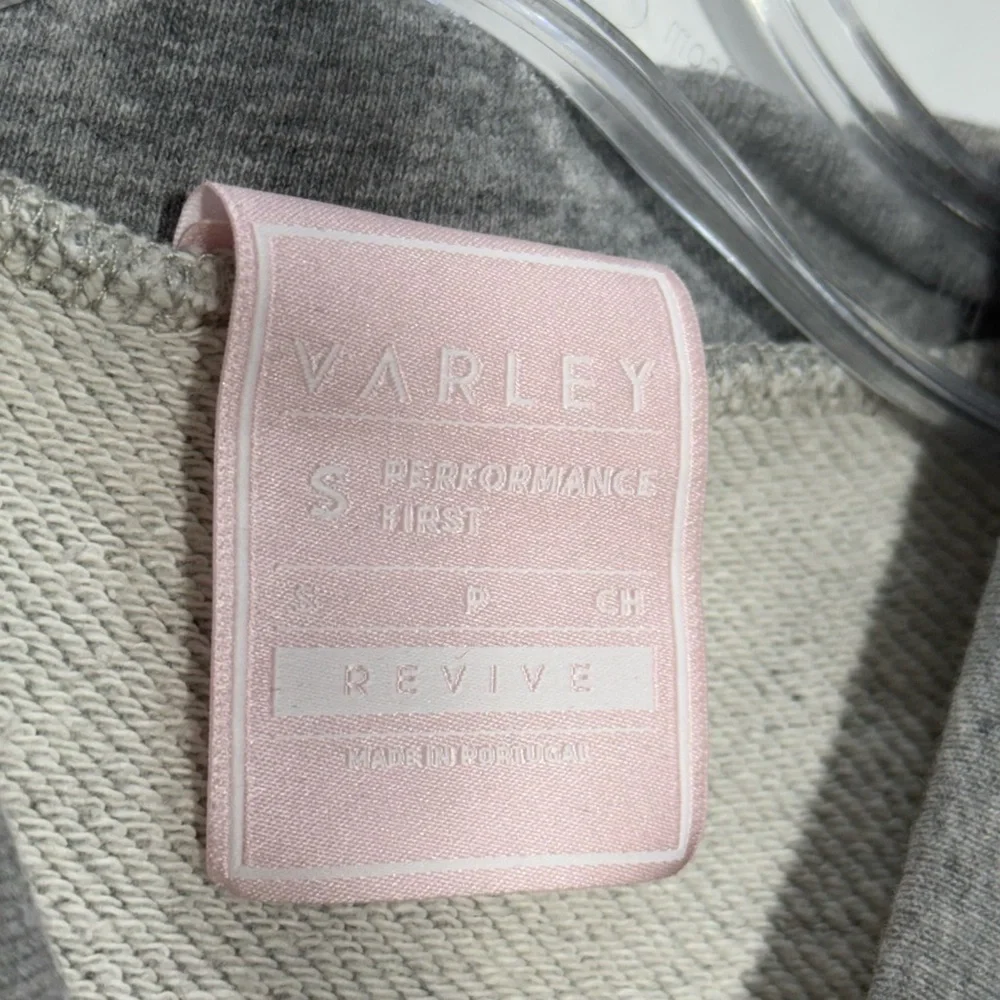 Varley Carbon Revive Cold Shoulder Sweatshirt in Light Heather Grey S Revolve - Picture 7 of 12